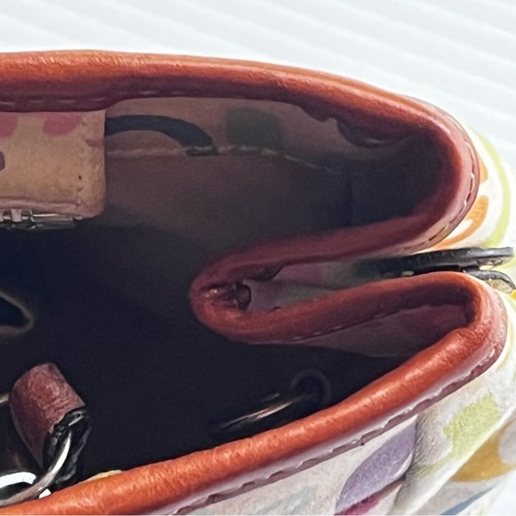 Coach Hamptons Signature Scribble Graffiti Tote Bag - Picture 6 of 15